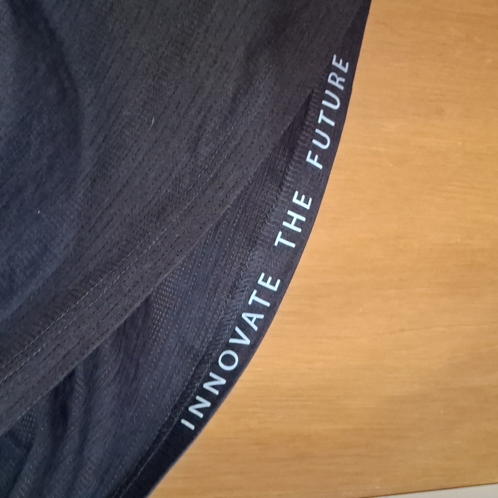 😍 3/$12 Men's Quiksilver Sleeveless Tank - Picture 3 of 6